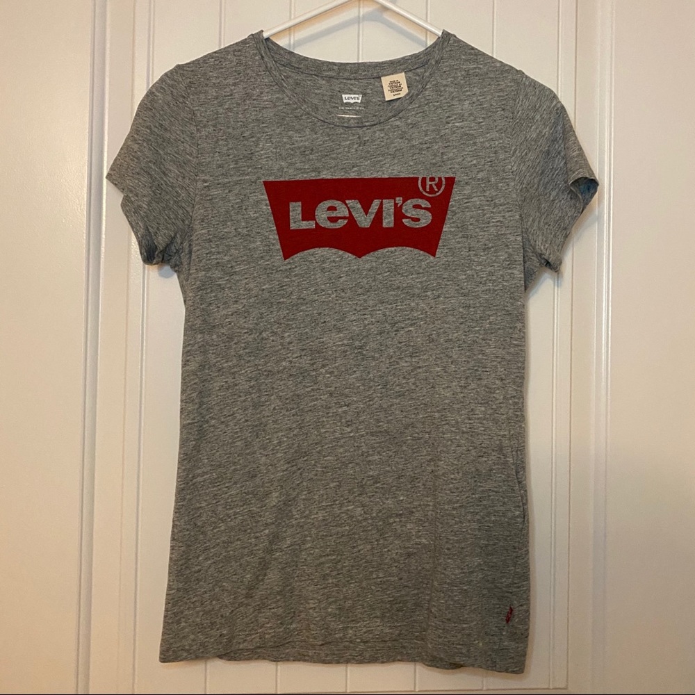 Levi’s Logo “Perfect Tee Shirt”
